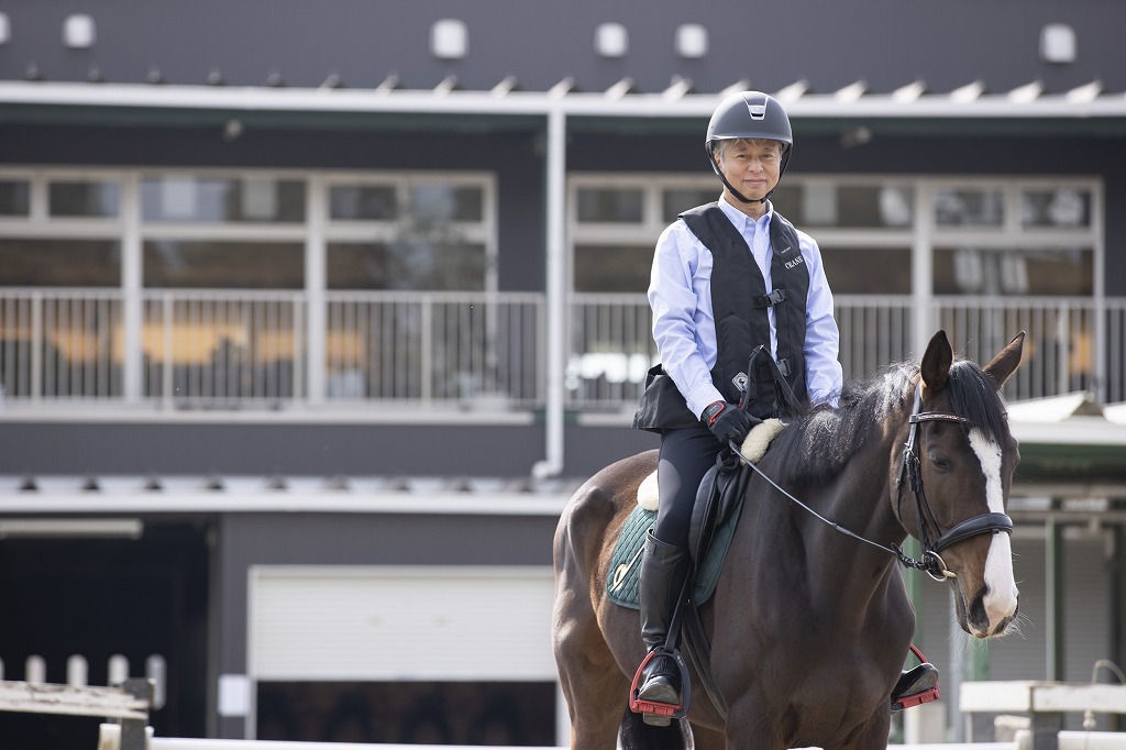 乗馬クラブクレインサラブレットの一馬力を体感 スポニチプラスa